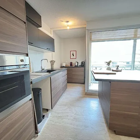 Moderne Avec Terrasse Sur Le Toit, Parking Et Wifi - Fr-1-226b-225 Daire