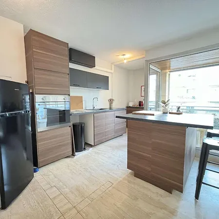 Moderne Avec Terrasse Sur Le Toit, Parking Et Wifi - Fr-1-226b-225